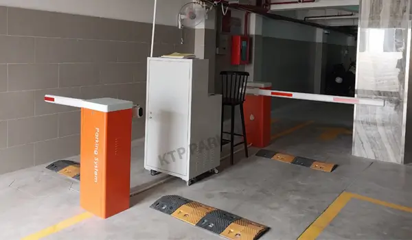 Máy giữ xe tích hợp thanh chắn barier tự động